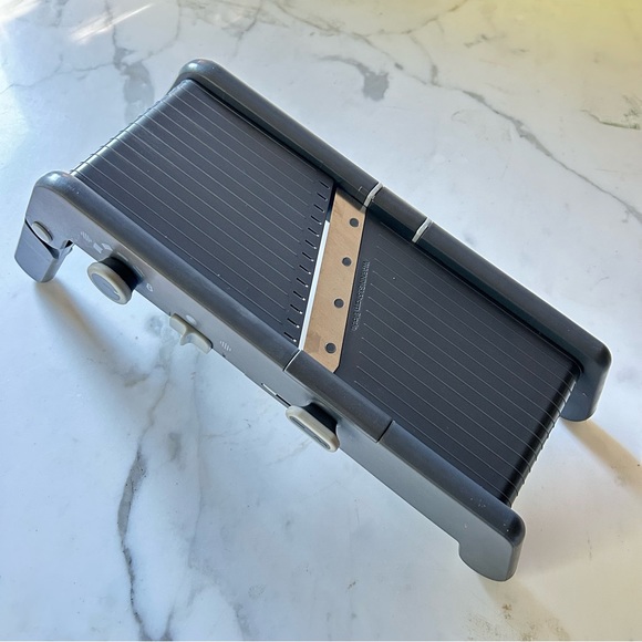 Progressive Multi-Mandoline Plus - Picture 4 of 16